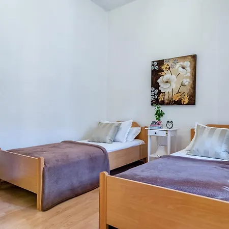 Apartamento Bralic *